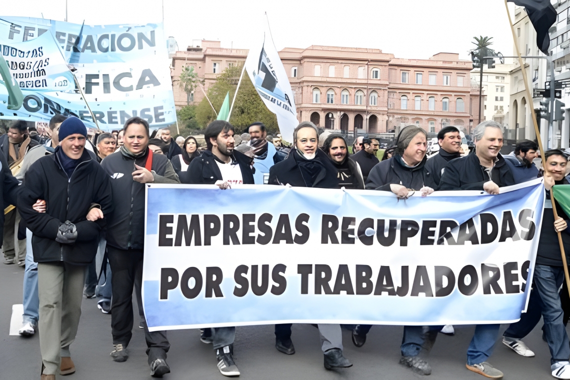 manifestación por las empresas recuperadas
